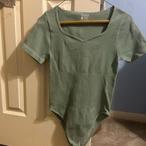•oqq• sage green short sleeve bodysuit